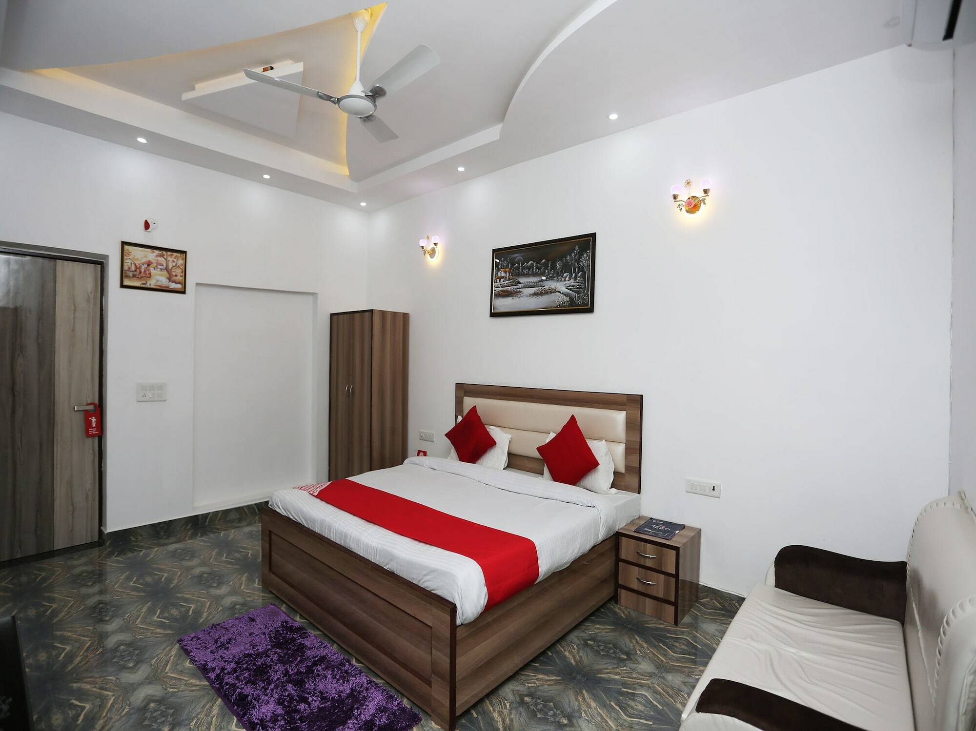 Hotel Rest Palace Agra  Eksteriør billede